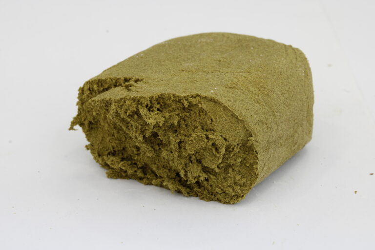 AMG13 CBD Hash Nahaufnahme